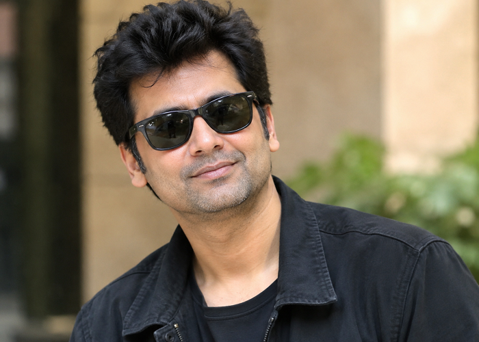 Varun Thakur Biography: Age, Wife, Career and Net Worth
