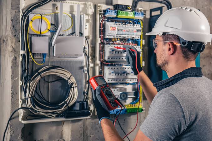 When to Call a Professional Electrician for Home Electrical Problems